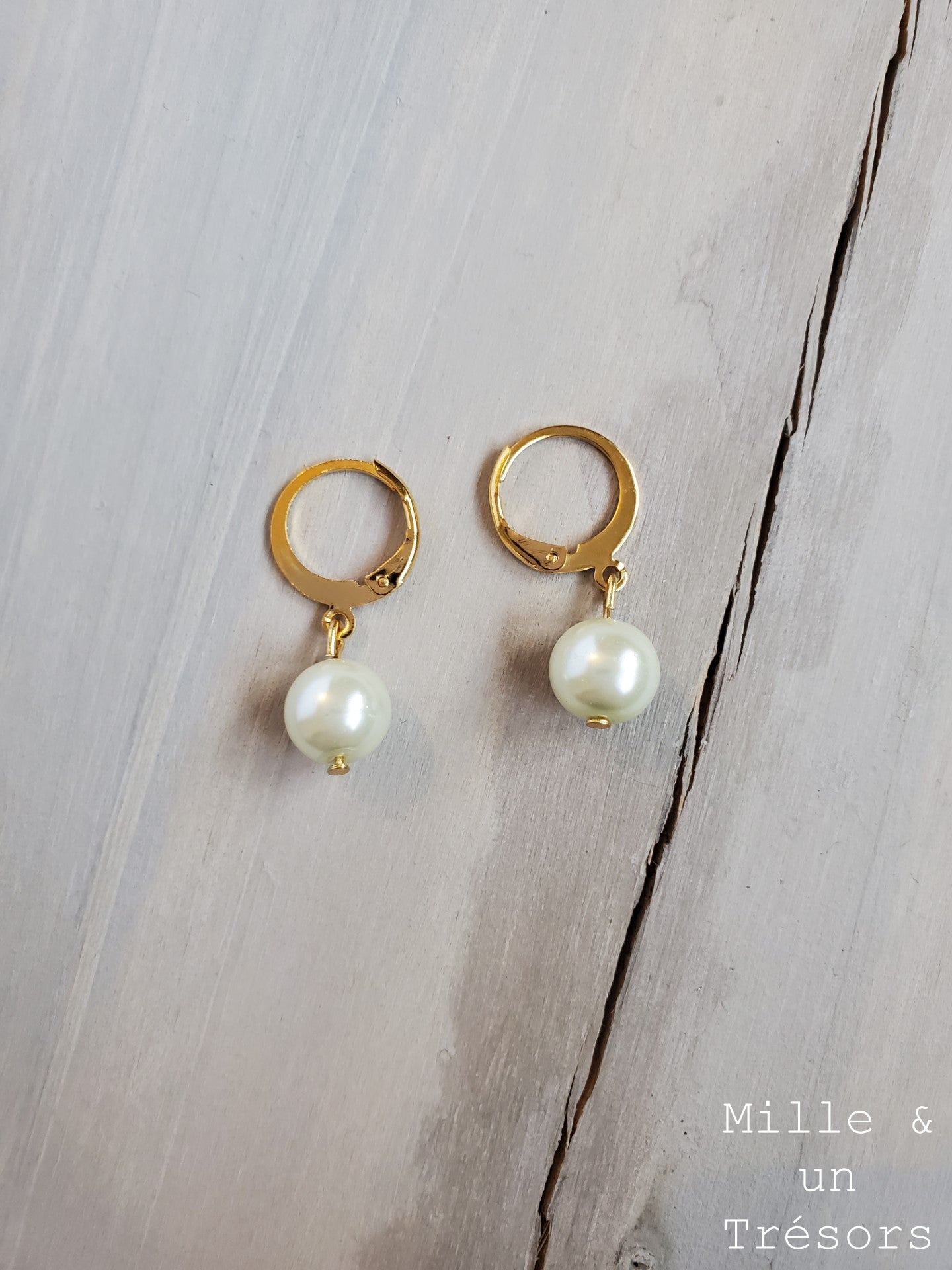 Boucles d'oreilles «Camélia»
