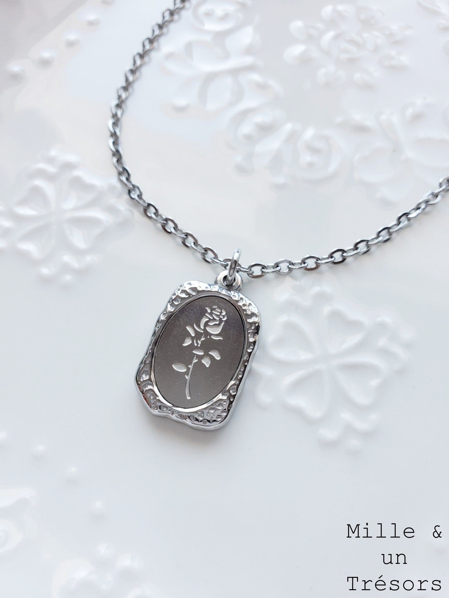 Collier - Rosaline